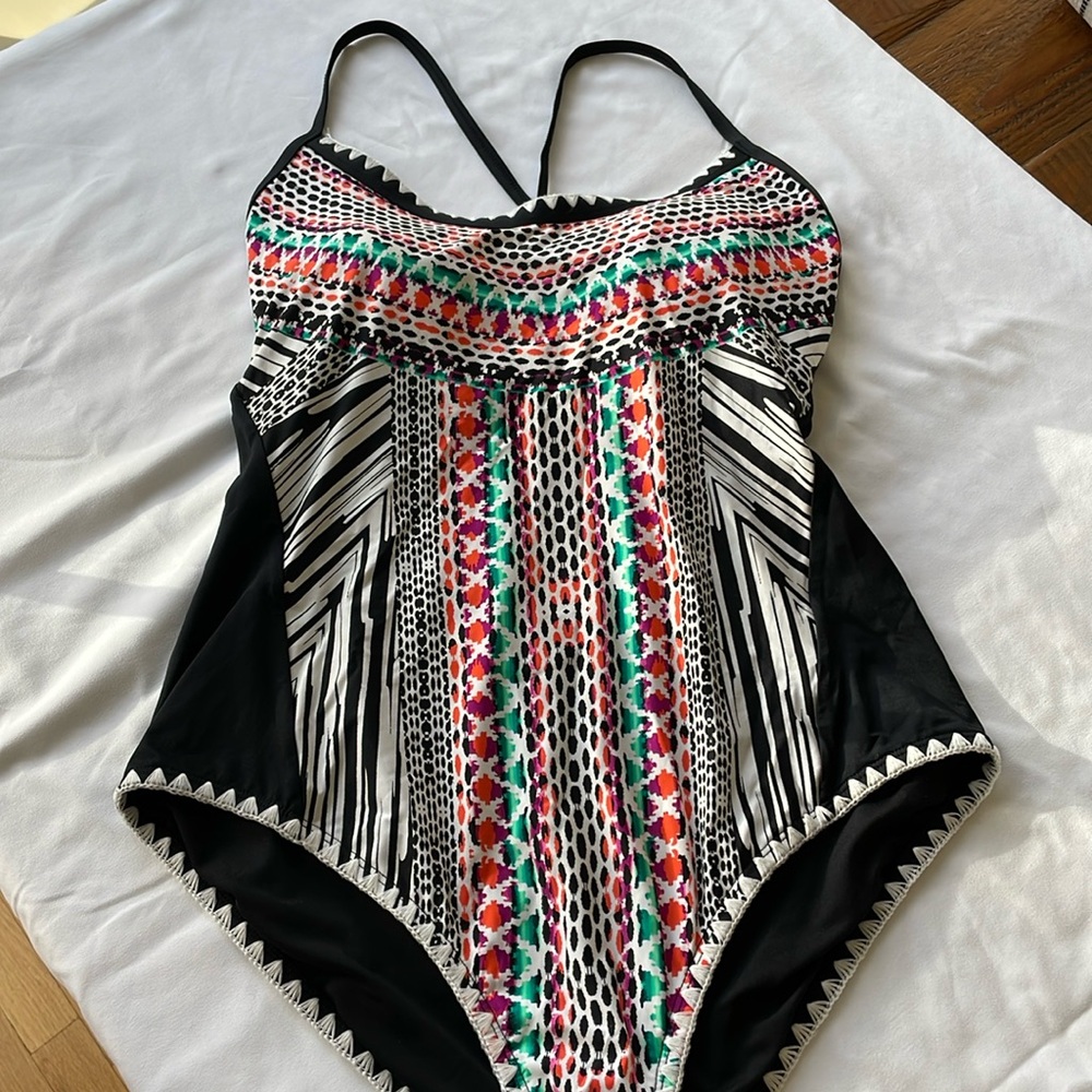 Women’s Jantzen One Piece Swimsuit EUC!